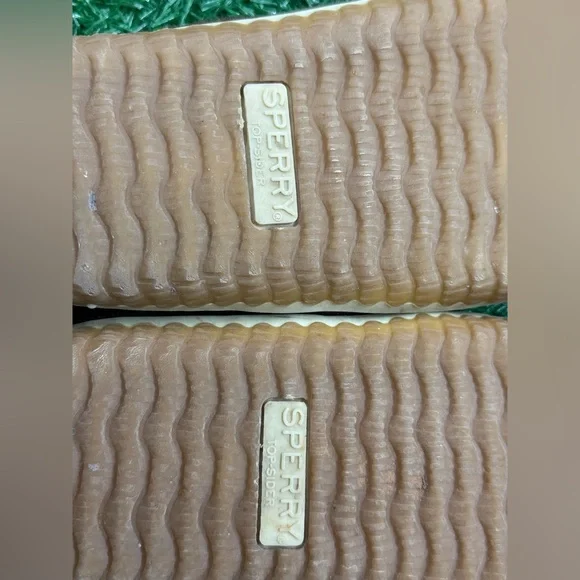 Women’s Sperry Winter Booties Size 7‎ - Picture 3 of 5